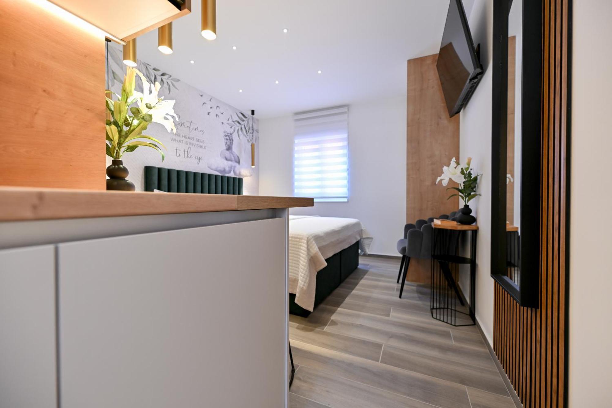 Apartments And Rooms Nekic 扎达尔 外观 照片